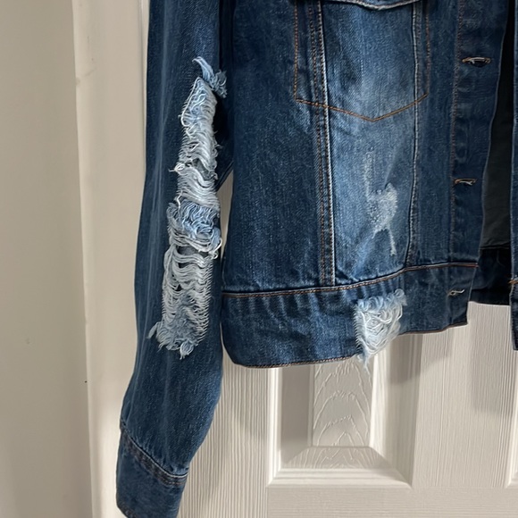 Jean Jacket - Picture 2 of 5